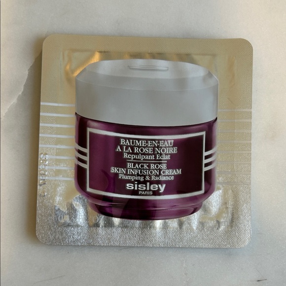 Sisley Sample Set - Picture 2 of 4